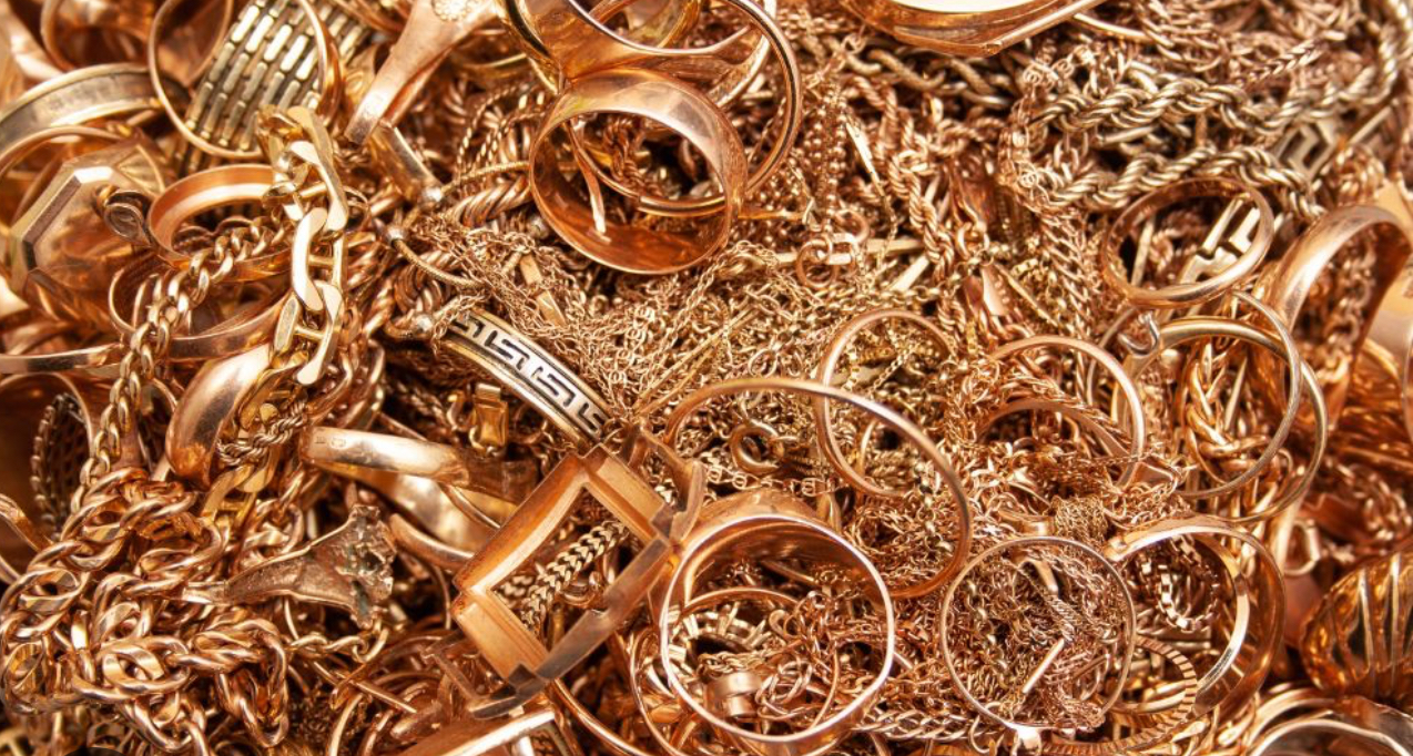 Scrap and broken gold jewelry