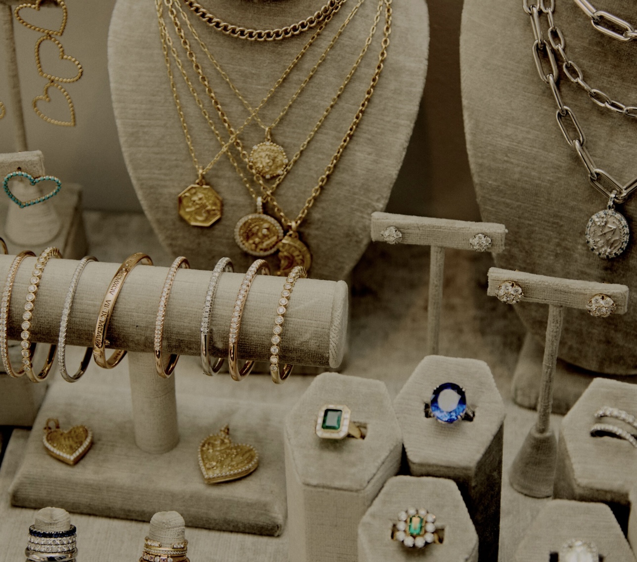 Designer jewelry display